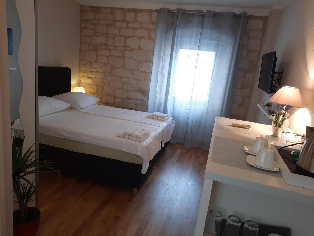 Room No3 Трогір Екстер'єр фото